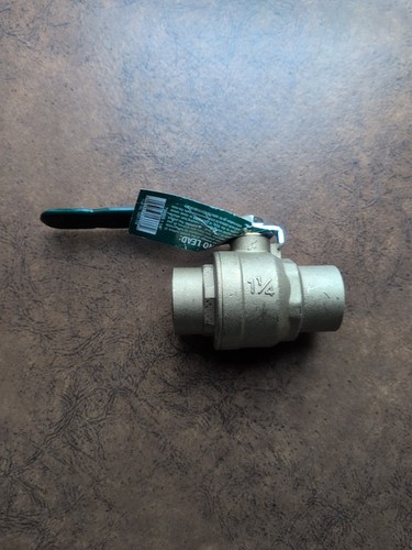 McDonald 72032S 1-1/4" Full Port Ball Valve Sweat 600 WOG Brass No Lead