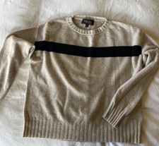 Cashmere Tan Sweater Size Medium Soft Lightweight Women  s Mint Condition 