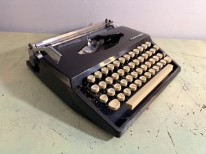 Adler Tippa S Typewriter | eBay