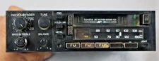Vintage Toyota AM/FM Cassette Car Stereo Receiver 1524 86120-28011 CR-1730 Japan