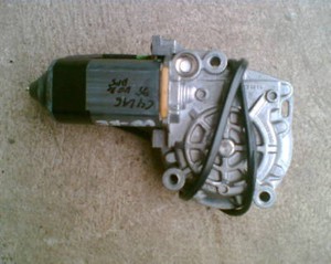Audi C4 A6 bj95 Fensterhebermotor Motor Fensterheber RE