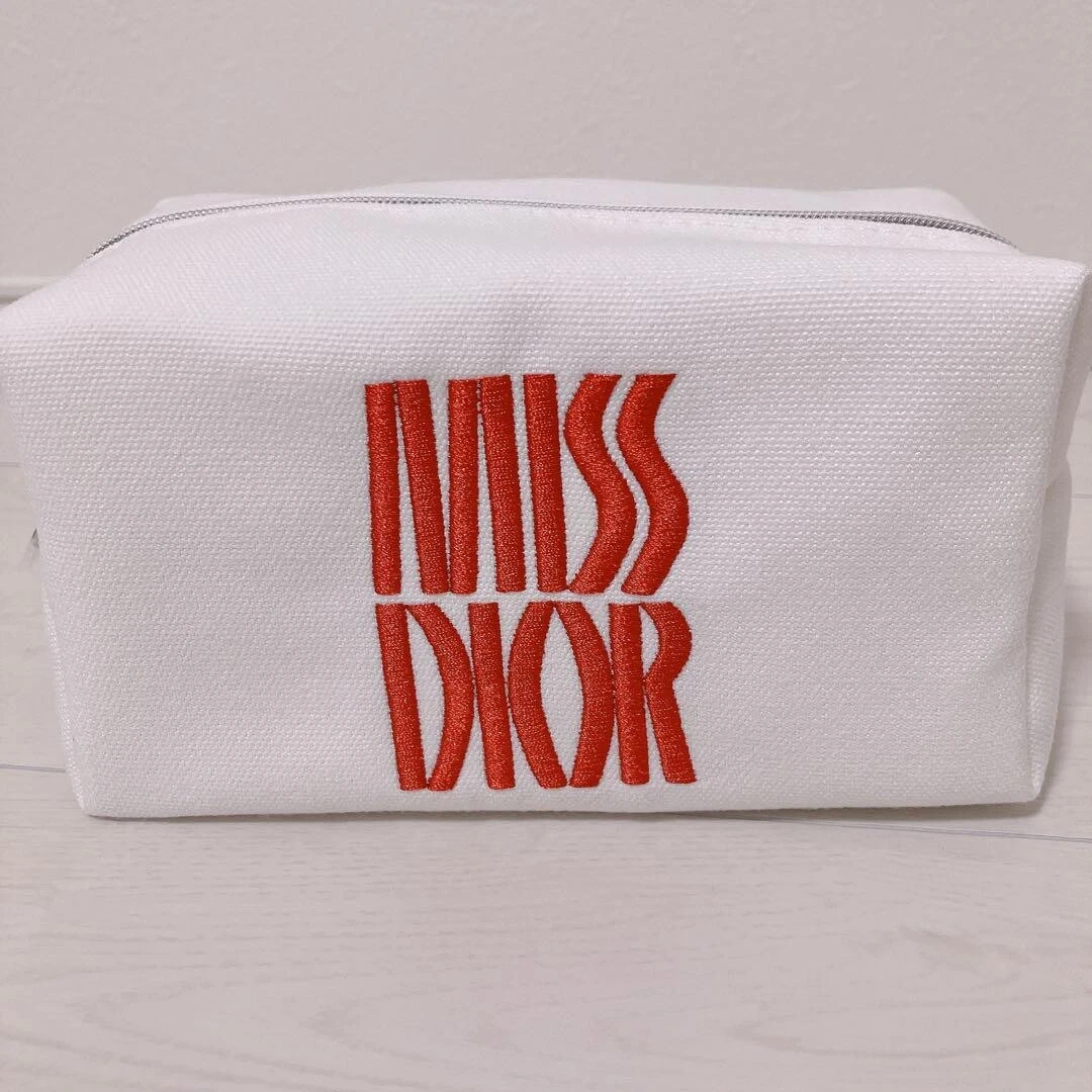 MissDior Pochette Carrée Nouveauté Christian Dior Blanc Maquillage Outils 2024 OCCASION/COMME NEUF