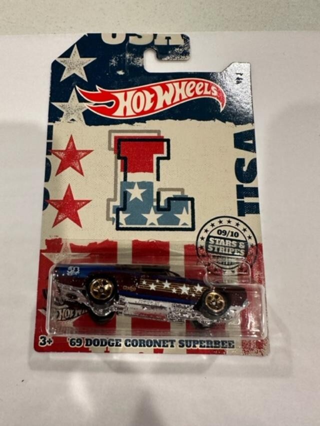 2018 Hot Wheels Stars & Stripes '69 Dodge Coronet Superbee 9/10