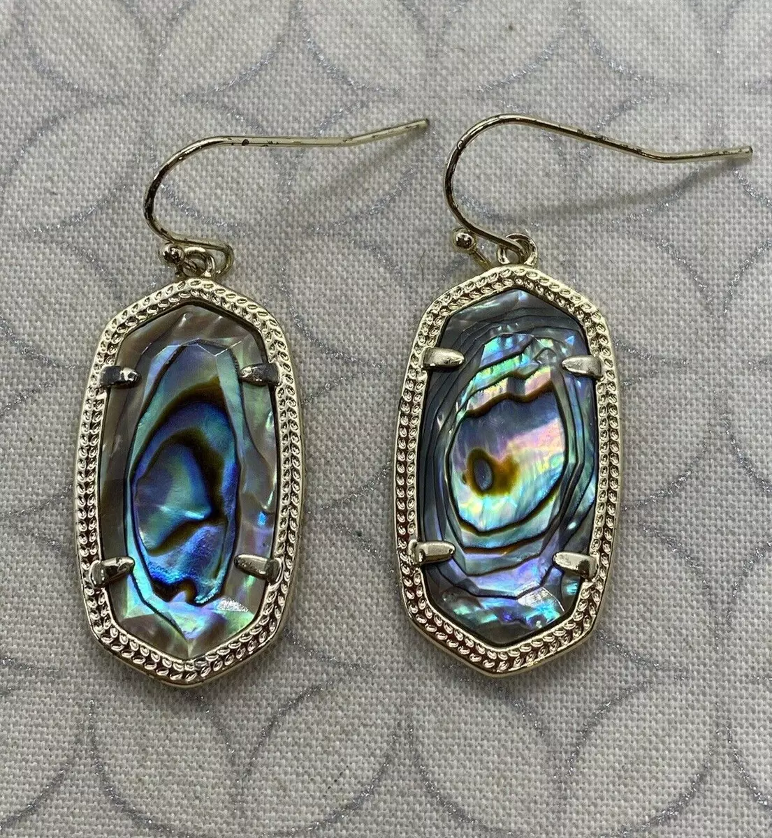 Used kendra scott earrings clearance