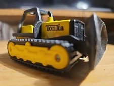 Vintage Tonka 1994 Yellow Bulldozer 3.5 Inch Diecast Retro Classic Toy