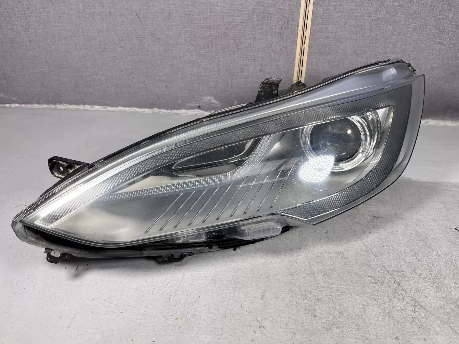 2012-2015 Tesla Model S MS Driver Side LED Headlamp Xenon Hid Head Light Left LH