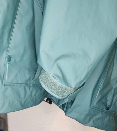Cabelas Raincoat Womens Large Thick Green Zip & Snap Large Pockets EUC - Picture 10 of 10
