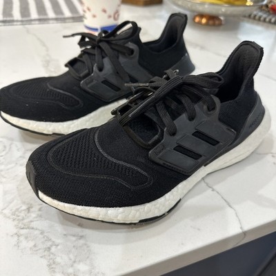 Adidas Ultraboost Womens Size 6 Core Black/White Barely Used