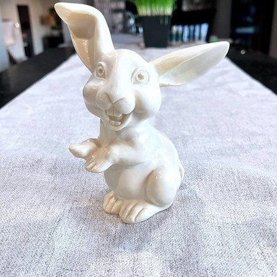 A Santini Italy Alabaster Rabbit Figurine Sculpture Vintage Signed White Bunny