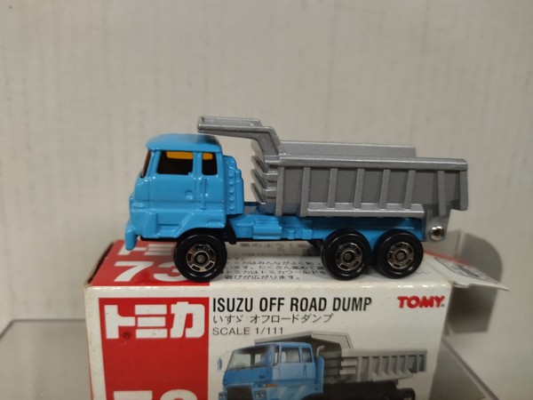 ISUZU OFF ROAD DUMP 1:111/apx 1:64 TOMICA 73