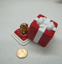 Fisher Price Little People PUPPY DOG RED GIFT PRESENT SANTA CLAUS CHRISTMAS