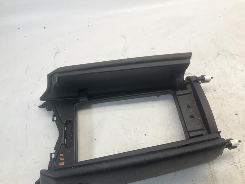 14-22 Maserati Ghibli Quattroporte Center Console Armrest Arm Rest Lid Q
