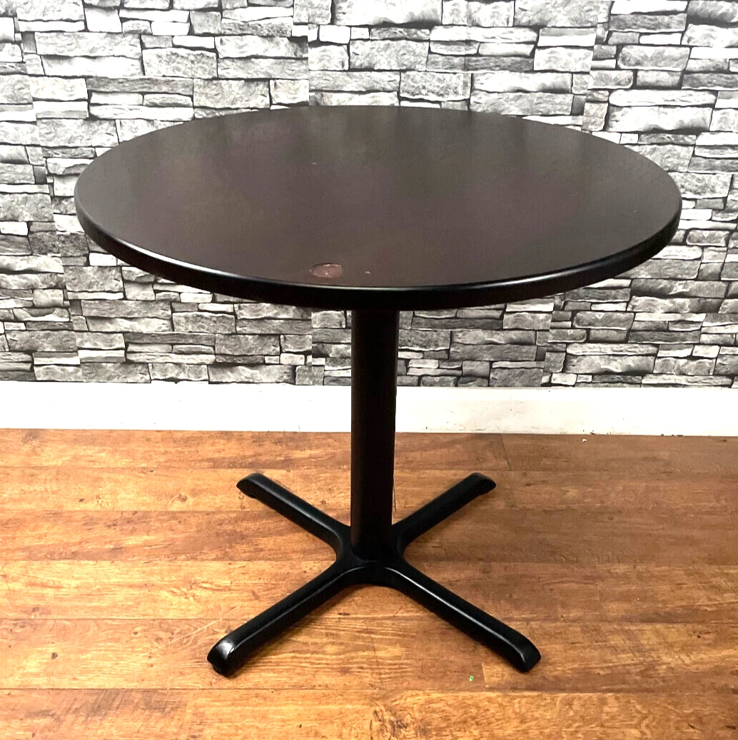 Round table for cafe deals