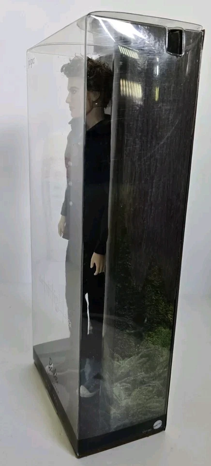 Jasper Doll Twilight Saga Breaking Dawn Part 1 Jasper Doll Pink Label Barbie New - Image 4 of 4