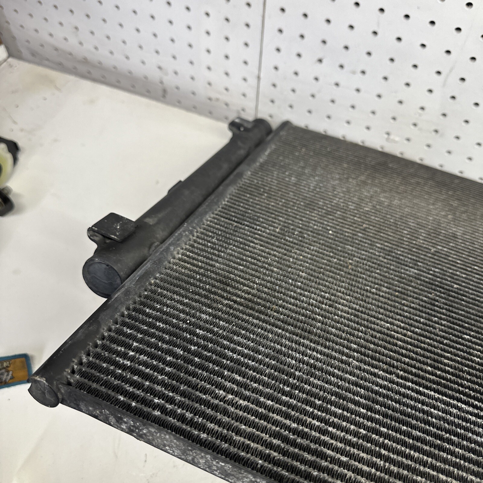 Maserati Ghibli 3.0L Front Engine AC A/C Condenser Radiator 2014 - 2017 OEM