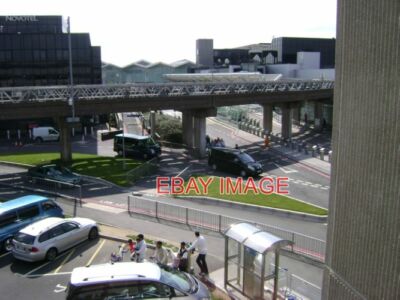 FOTO AIR-RAIL VERBINDUNG UND AUSFAHRT STRASSEN FLUGHAFEN BIRMINGHAM VON KURZER/MITTLERER ST AUS GESEHEN