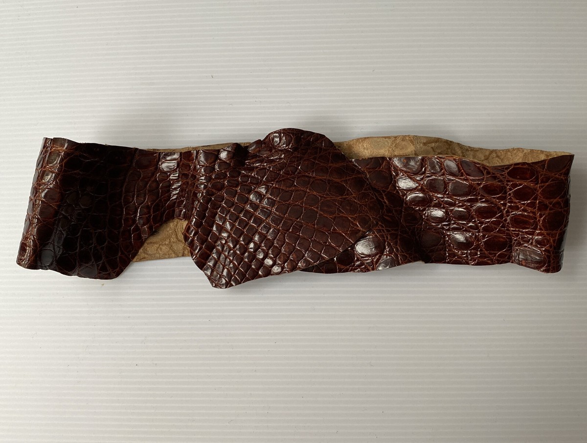 Vintage Leather Belt by Heaven, Croc / Snakeskin, 30” x 2.75  display picture 2