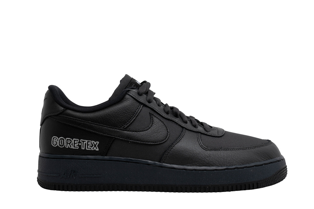 Acostumbrar Revisión Vegetales Nike Air Force 1 Low Gore-Tex Black for Sale | Authenticity Guaranteed |  eBay