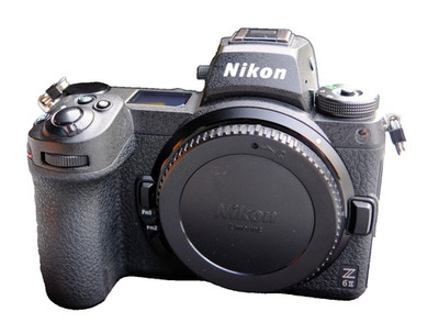 Nikon Z 6II 24,5MP Spiegellose Systemkamera TOP! 14.000 Auslösungen