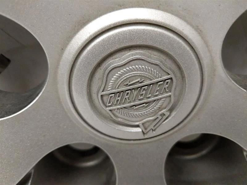 Tapacubos 1DU31PAKAB compatible con 08-10 Chrysler 300 2649897 Foto 4 de 4