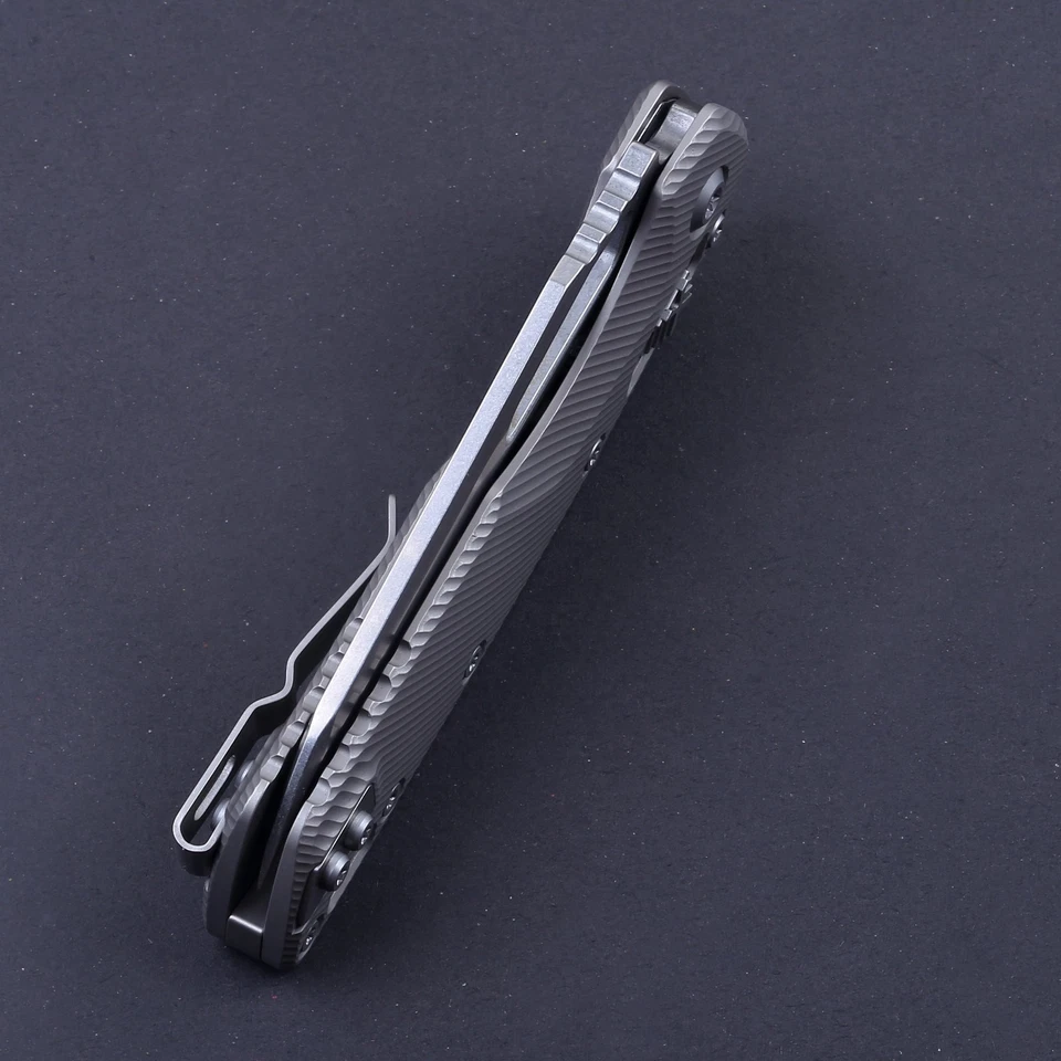 Navaja de bolsillo táctica de alta calidad con mango de titanio Msi Ram Lock para exteriores de gran tamaño Foto 4 de 4