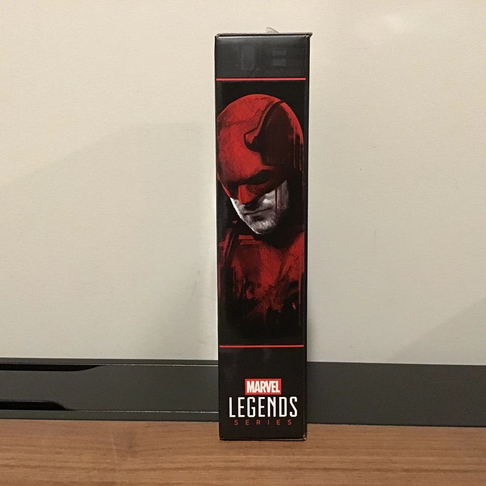 6-дюймовая экшн-фигурка Daredevil: Born Again из серии Marvel Legends - Изображение 3 из 4