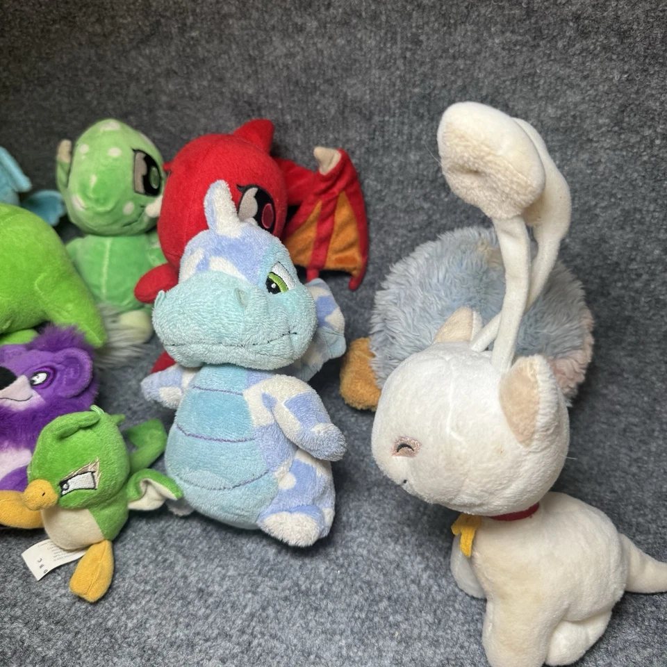 Lote de Pelúcia Neopets Aisha, Lupa Azul, Cloud Scorchio, Kacheek e Bônus McDonald’s - Imagem 4 de 4