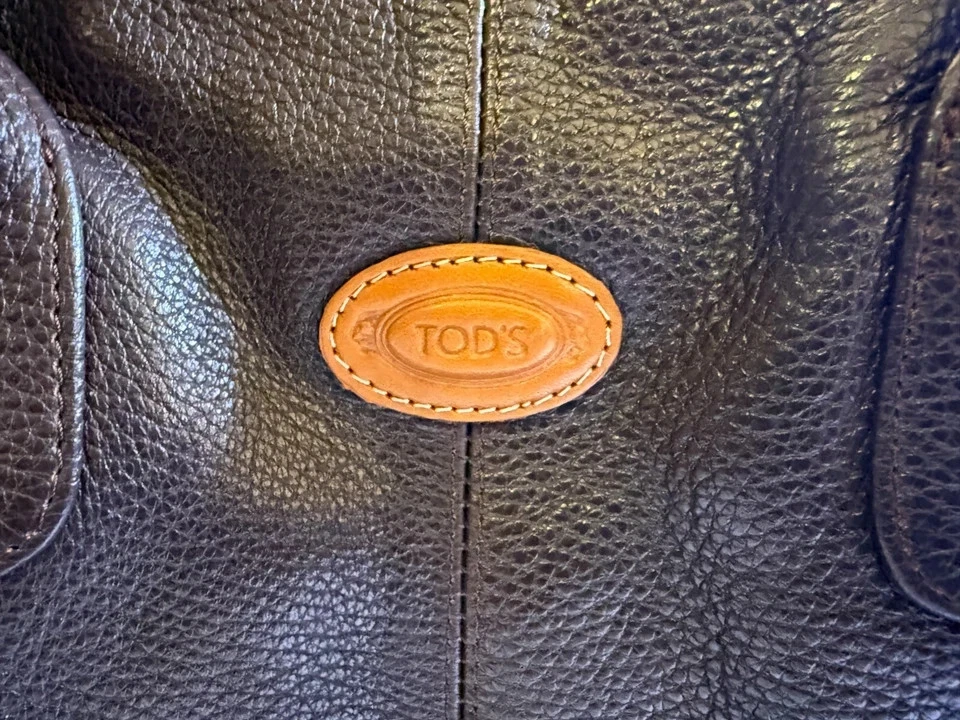 Tods Black and Brown Pebbled Leather Shoulder Tote Bag - Image 3 of 4