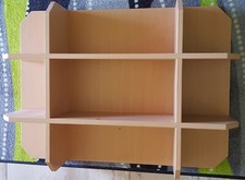 Schönes Wandregal in 2 Ebenen, insgesamt 6 Fächer - Buche