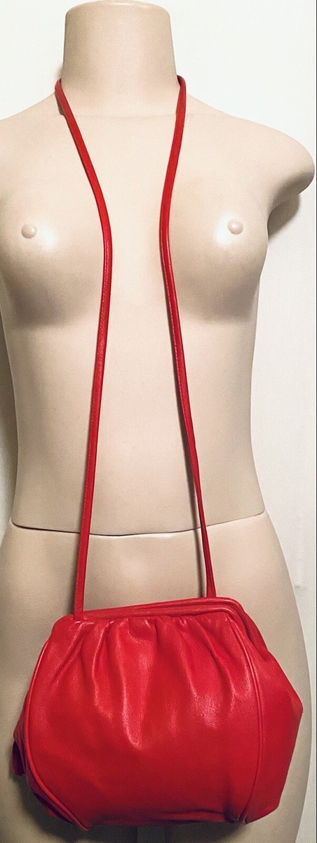 USED　BAG Axiom Vintage Red Leather Shoulder/Crossbdy Purse Bag Zippered