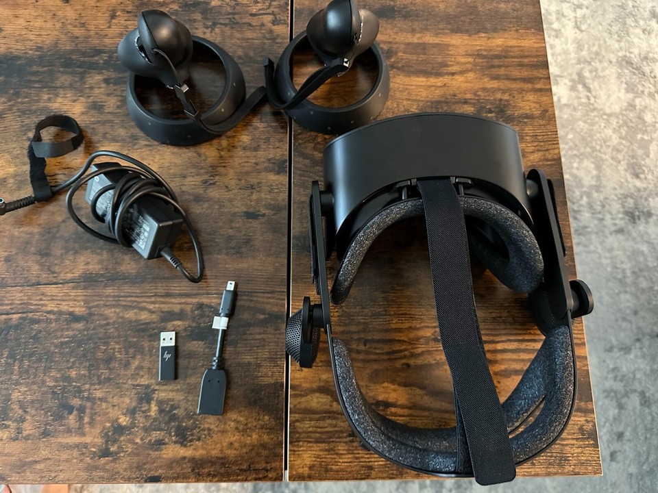 HP Reverb G2 V2 Virtual Reality Headset (All Original Cables) eBay