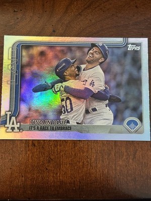 Topps 2025 Two In Blue It s A Race To Embrace Silver Lining