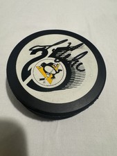 2022 Fanatics Under Wraps NHL Series 2 Autographed Hockey Puck Checklist 7