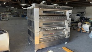 Moretti Forni P150G A3 U 58" Gas Pizza Deck Oven, 3‑Deck Brick lined. FREE SHIP