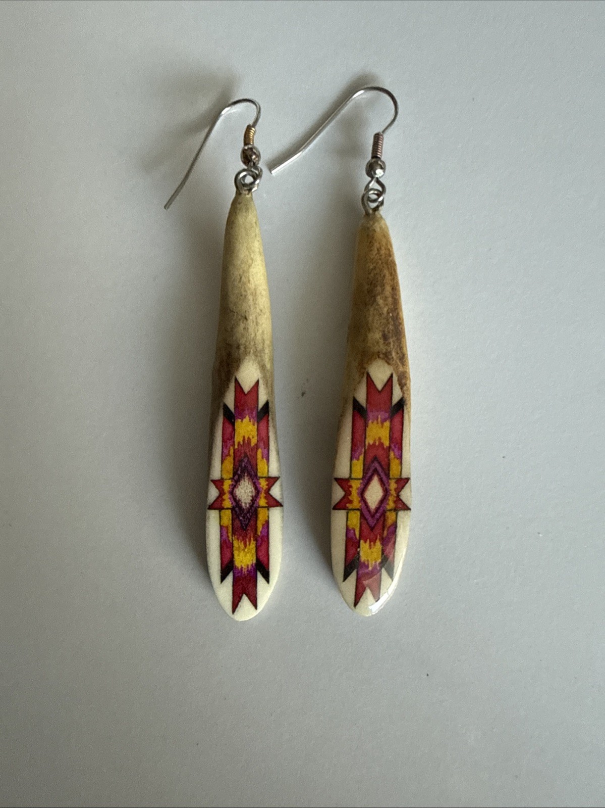 Handcrafted Bone Dangle Earrings Features Distinc… - image 9