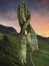 Pashmina Scarf Shawl Wrap Green Paisley India 27" x 70" Fringe Pashmina