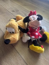 Walt Disney World Parks Minnie Mouse And Pluto Plush Set