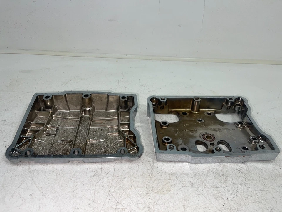 Harley Davidson FLTR 2009 Road Glide basculante cubierta de carcasa Foto 3 de 4