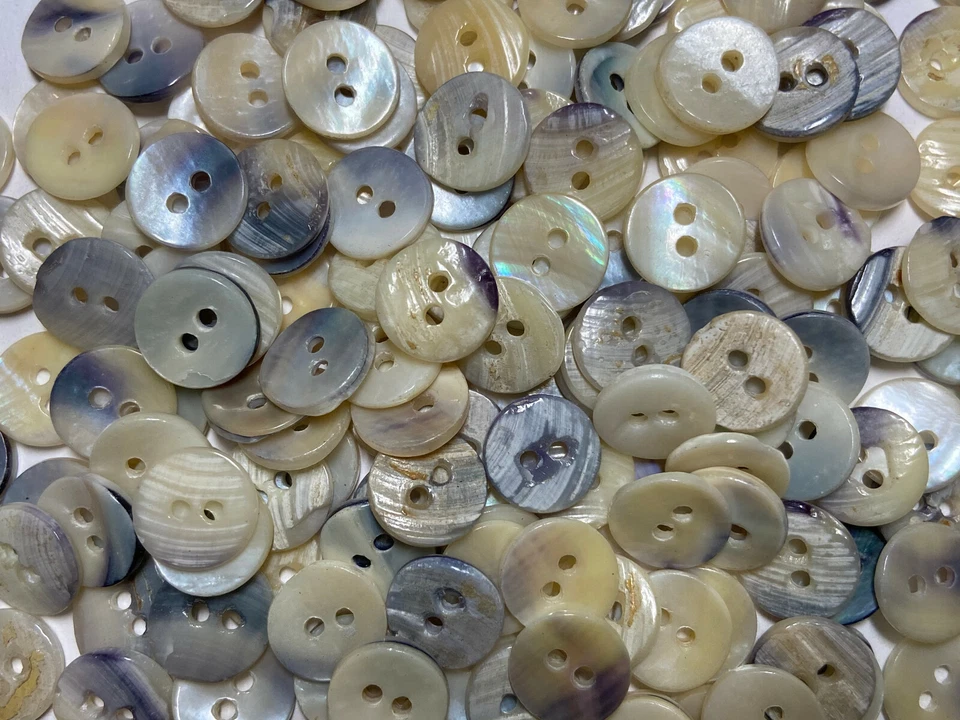 Japanese "NATURAL MUSSEL SHELL" 11mm 15mm 18mm 20mm 23mm 2hole - Image 4 of 4