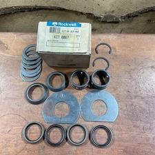 Meritor Rockwell KIT8067 Brake Camshaft Repair Kit Trailer Axle 16-1/2”  P & Q