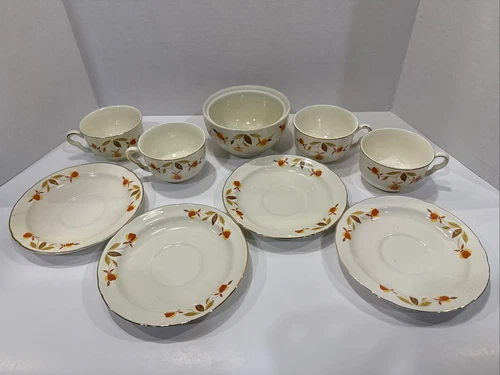 Set of 4 Vintage Hall Jewel Tea Autumn Leaf Cups & Saucers - Mary Dunbar