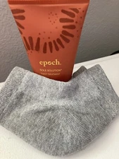 Epoch Sole Solution Foot Cream With Unused Moisturizing Foot Socks