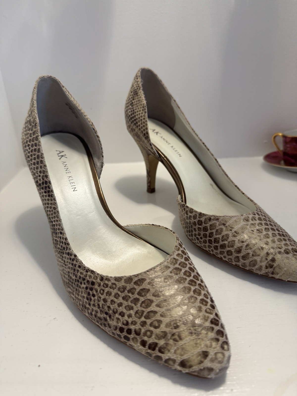 AK Anne Klein Women's Leather Animal Print Pointed Toe Stiletto Pumps 7.5
