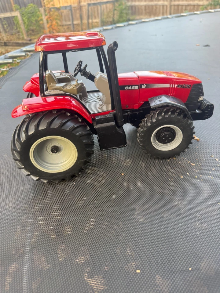 Case IH MX230 Toy Tractor 1/16 Scale Ertl Red Farm Toy Model w/ Cab & Duals - Image 2 of 4