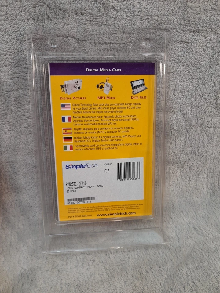 Digital Media Simple Tech Compact Flash Memory Card (16MB) - Image 2 of 4