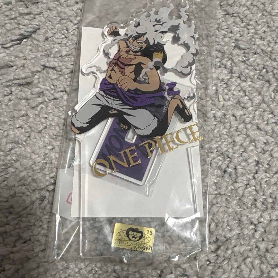 Tienda Mugiwara de una pieza en Bandai Namco Cross Luffy