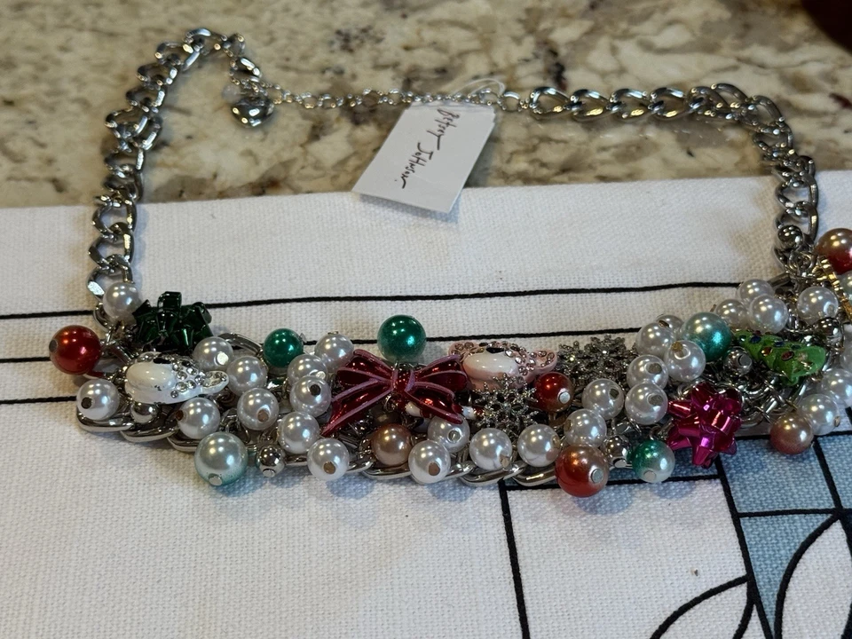 NEW Betsey Johnson Holiday Baubles Charm 16”-19” Bib Necklace - Image 4 of 4