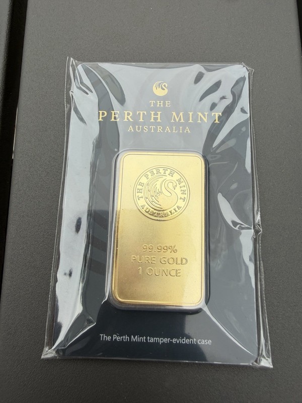 The Perth Mint 1 oz 0.9999 Fine Gold Bar in Assay Tamper-Evident Case