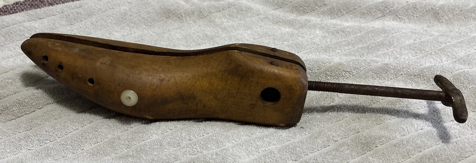 VTG Shoe Stretcher Wood Metal Handle Functional Cobbler Fashion - Image 4 of 4