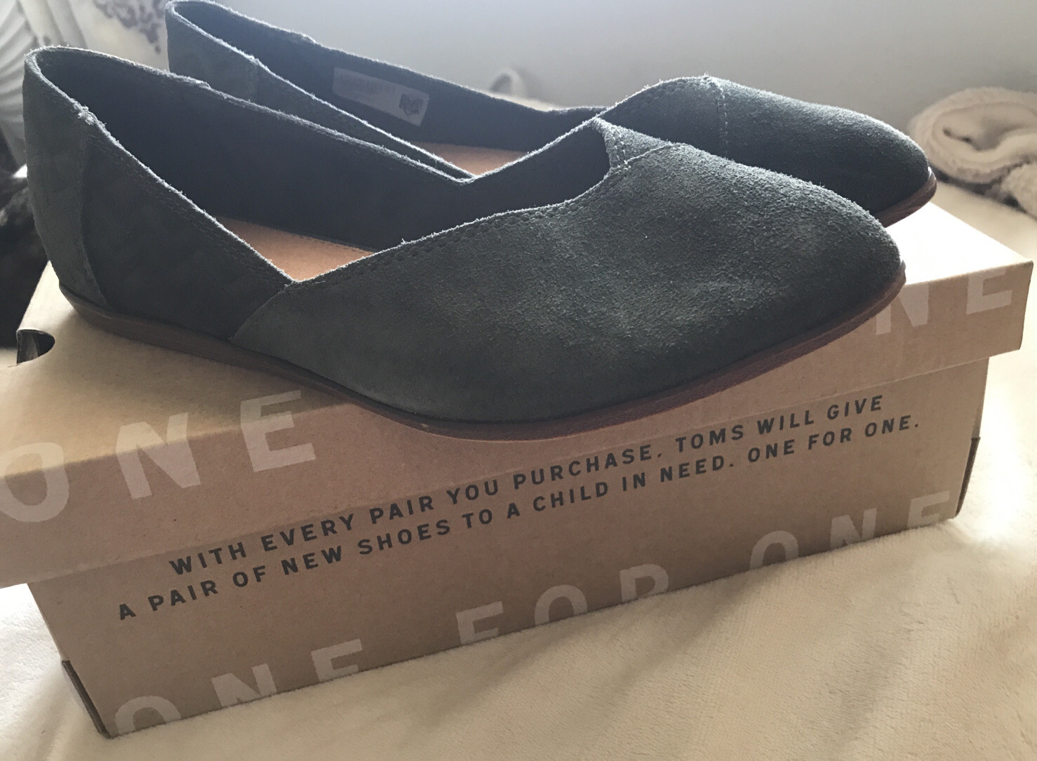 toms women's diamond jutti pointed toe flat